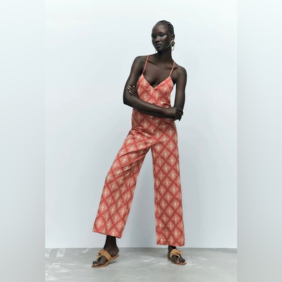 Zara NWOT Printed The Jami Print Jumpsuit orange/creme size Small - Picture 3 of 9